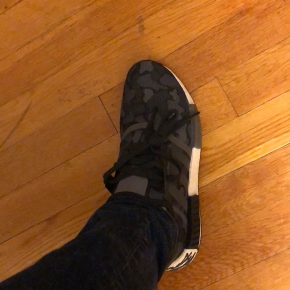 Signed by Joshua Vides. Ultra Boost Sneakers - Picture 7 of 7